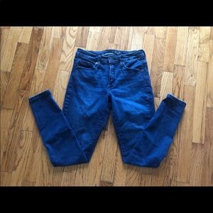 Universal Thread Jeans